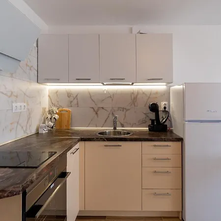 Cozy Gem In The Heart Of 아파트 소조폴
