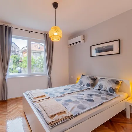 Cozy Gem In The Heart Of 아파트 *