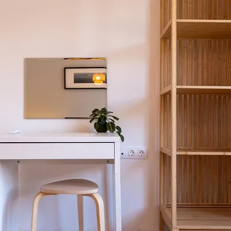 Cozy Gem In The Heart Of Apartment *